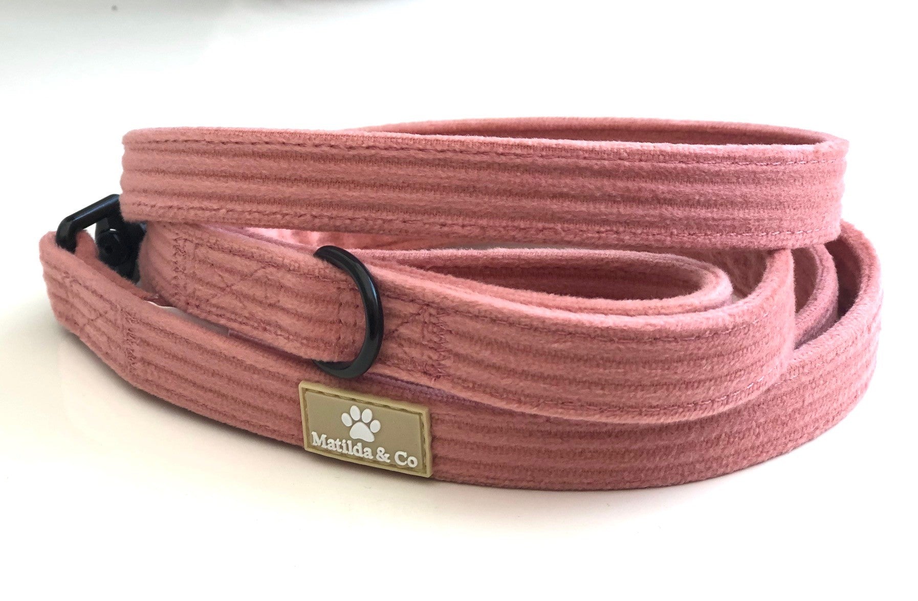 "La Vie En Rose" Dog Lead image 0