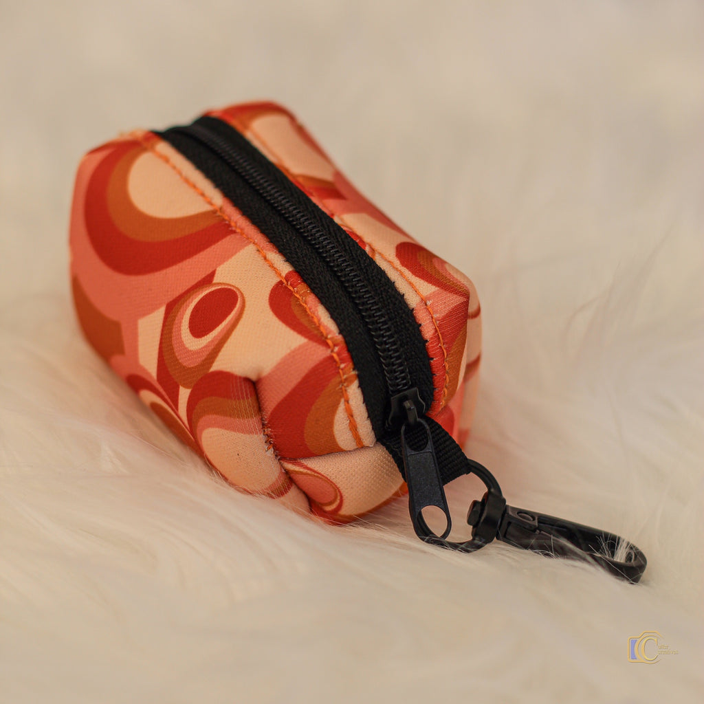 "Rogue Retro" Poop Bag Holder image 1