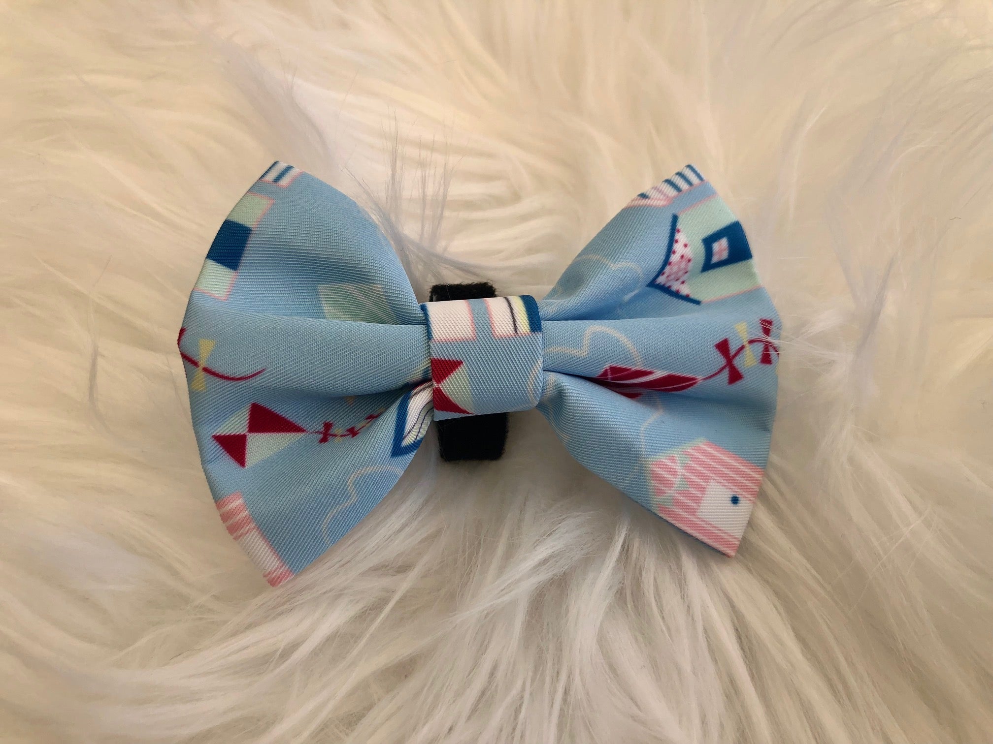 "Take me to the Beach" Bowtie image 0